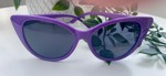 Cateye solbriller i lilla med mørk glas 